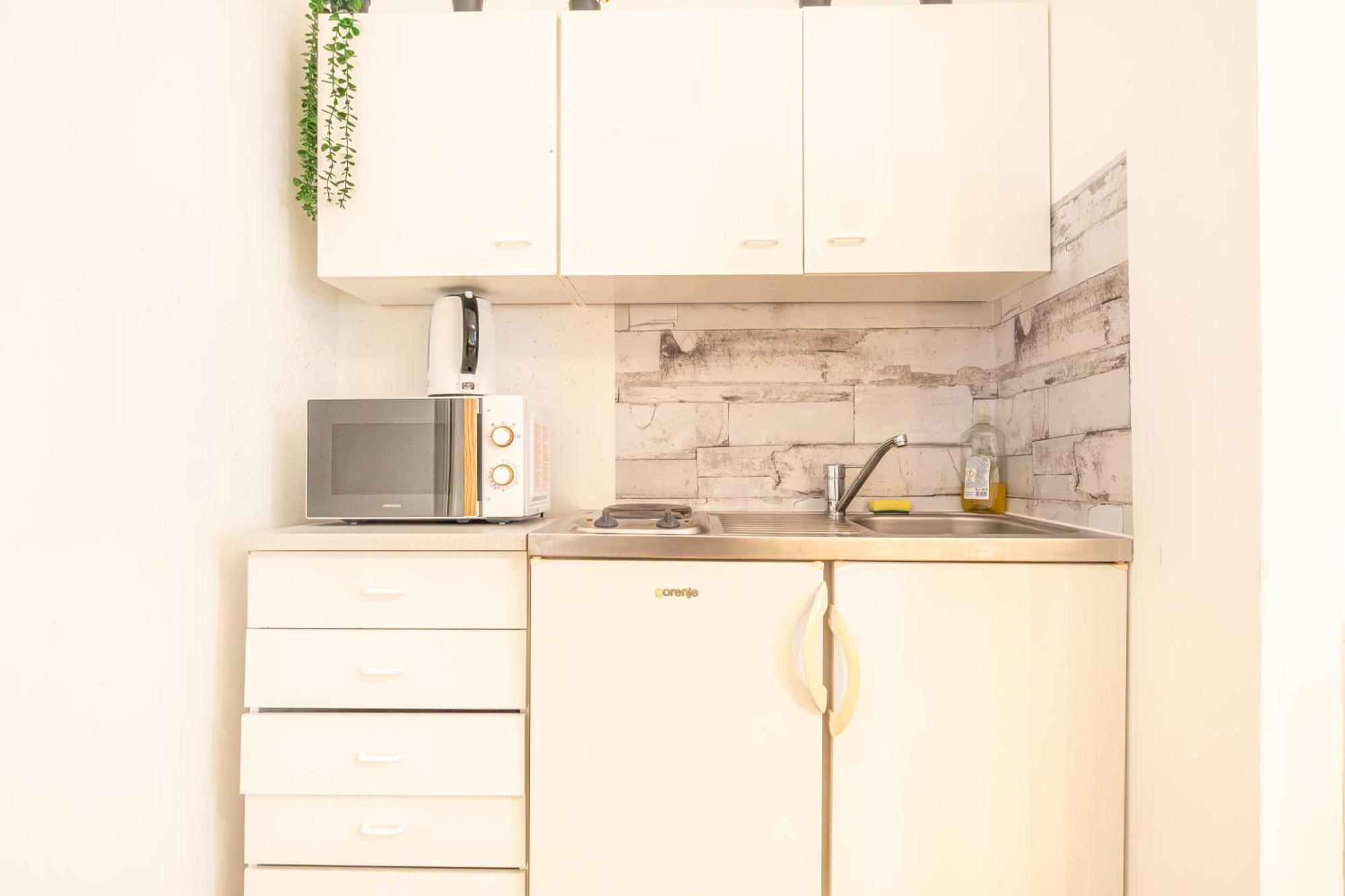 Friendly 2br Near Rennweg & Belvedere Palace *