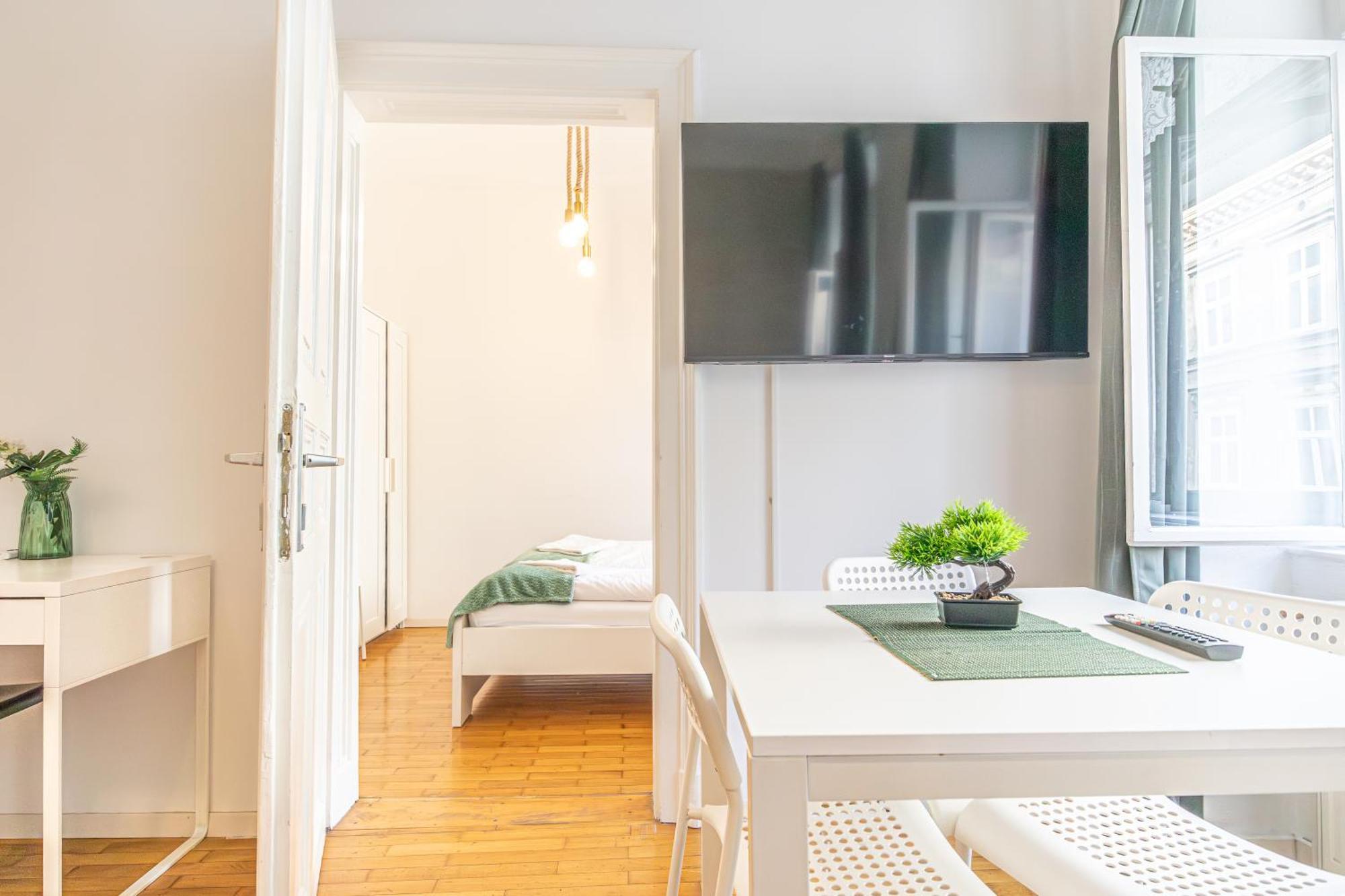 Friendly 2br Near Rennweg & Belvedere Palace Apartament Wiedeń