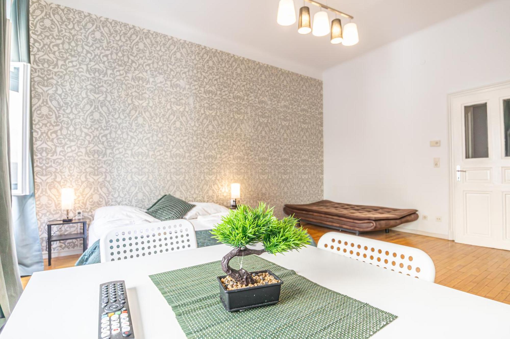 Apartament Friendly 2br Near Rennweg & Belvedere Palace Wiedeń